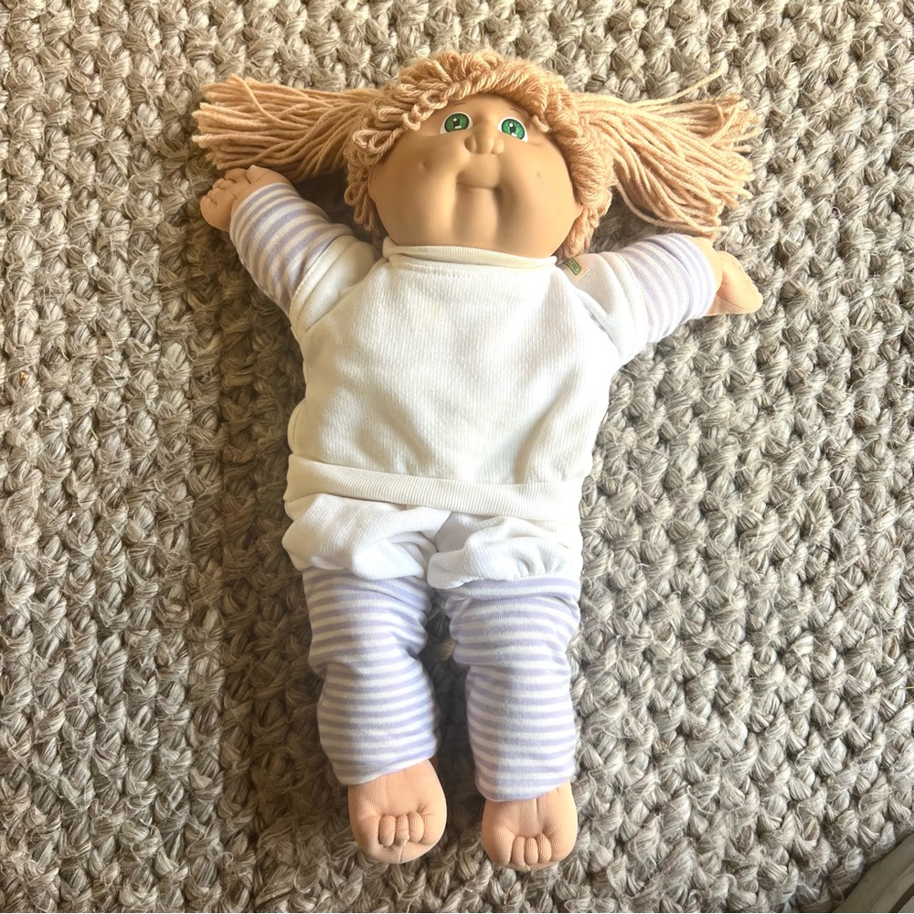 Cabbage Patch light haired doll Xavier Roberts 1982 good con…